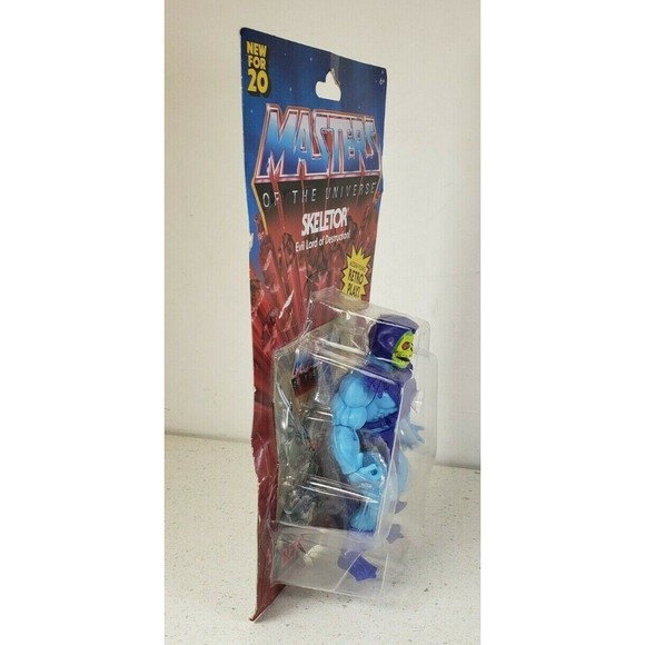 Masters of the Universe Origins Retro Play Skeletor 5.5 in. Action Figure Toy - Picture 8 of 12